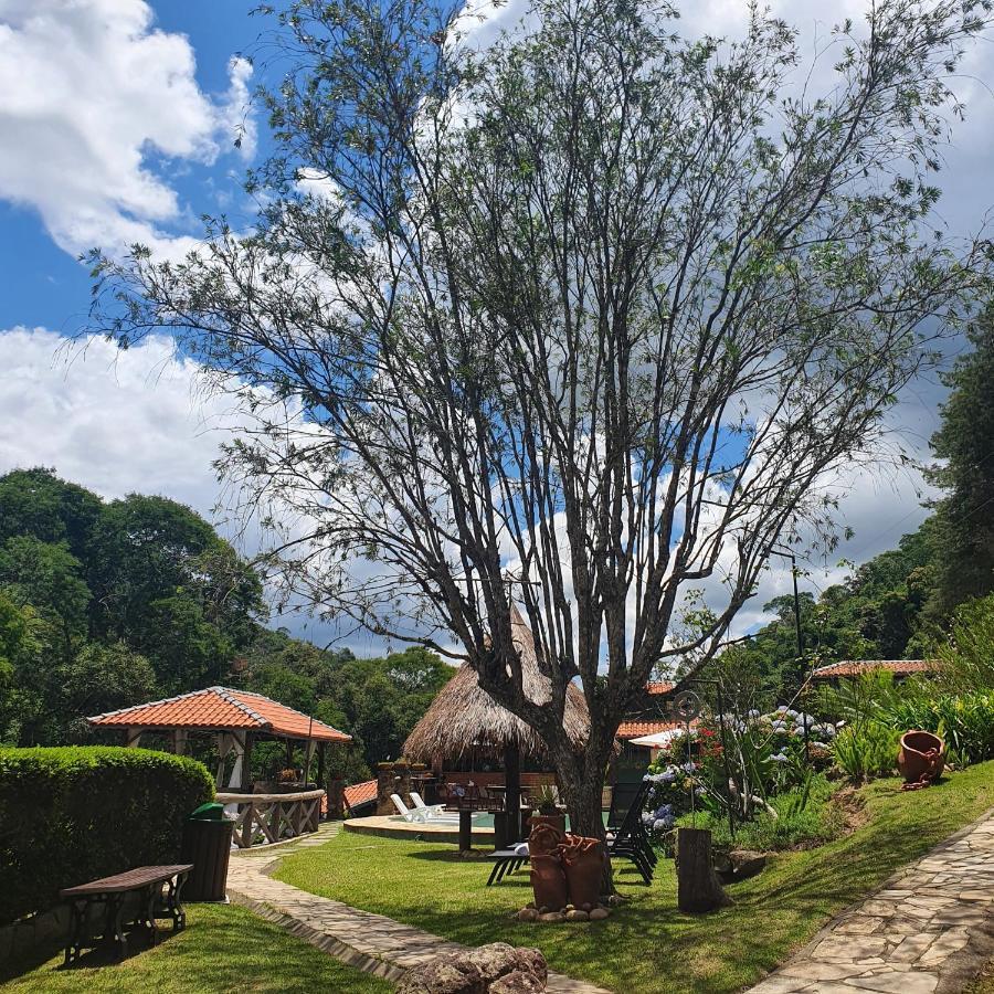 Pousada Do Coura Pouso Alto Eksteriør bilde
